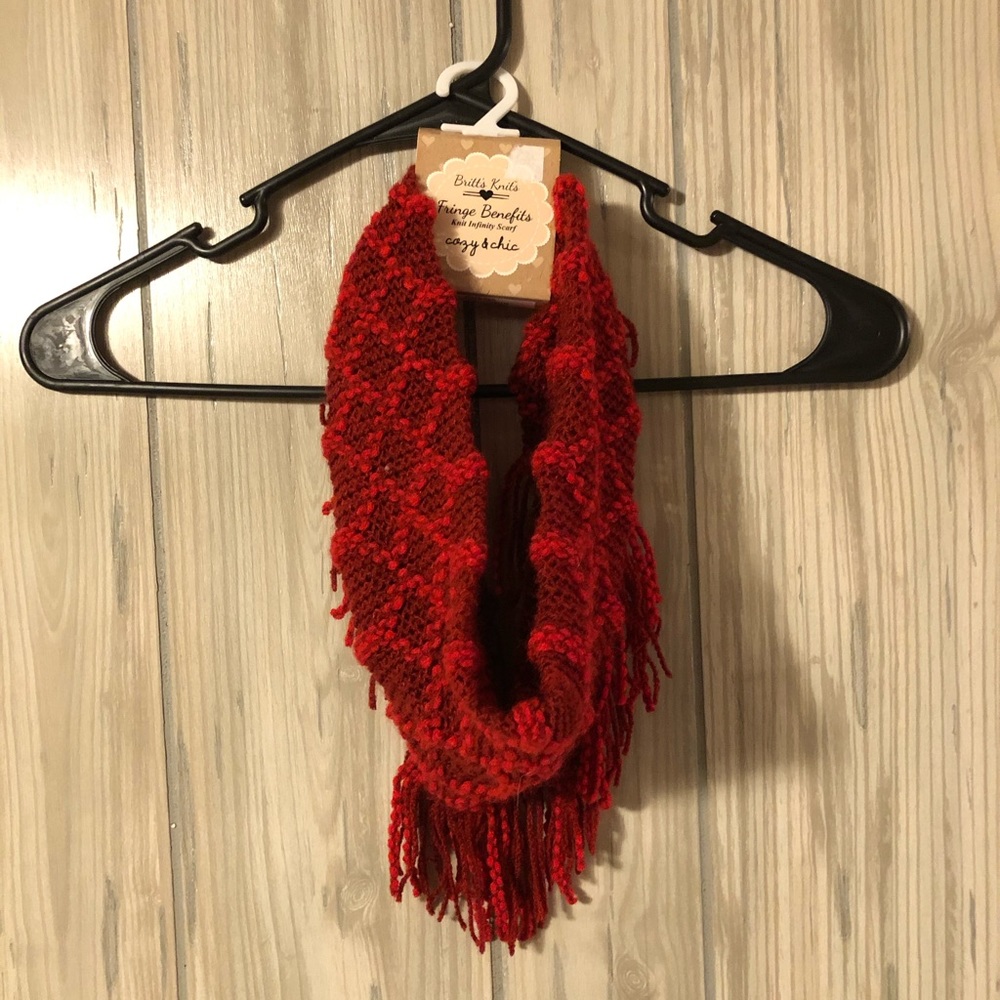 red infinity scarf